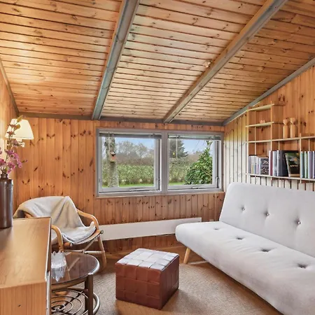 3 Bedroom Stunning In Holiday home Skjern