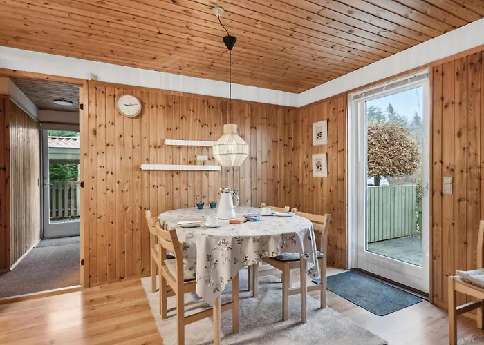 3 Bedroom Stunning In Dom wakacyjny *